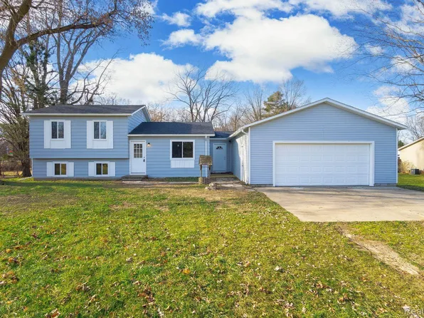 2515 Lisa Dr, Columbiaville, MI 48421