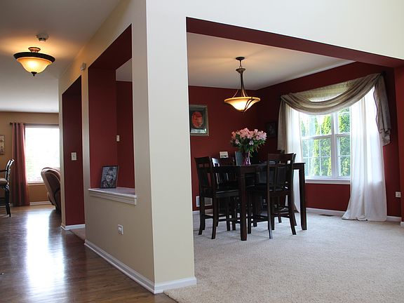 4th image of 2618 Newton Ct
