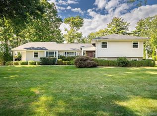 53 Country Ridge Dr, Rye Brook, NY 10573