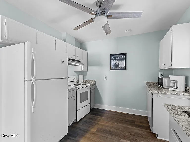 1406 Evans St #B — Photo 15