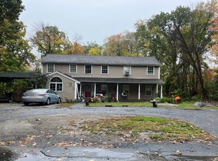 12 Pine Hill Rd, Worcester, MA 01604