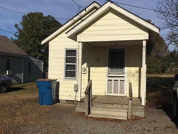 3rd image of 617 E Harnett St