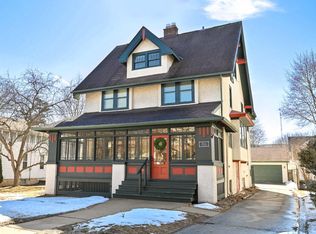 7211 Milwaukee Ave, Wauwatosa, WI 53213