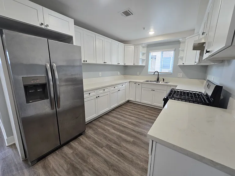 3527 1/2 Percy St #1/2 — Photo 4