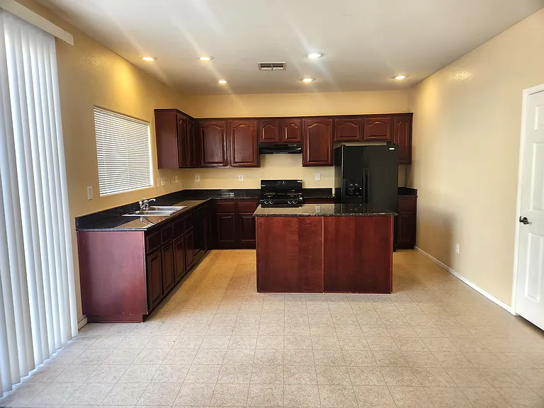 3432 Barada Heights Ave — Photo 8
