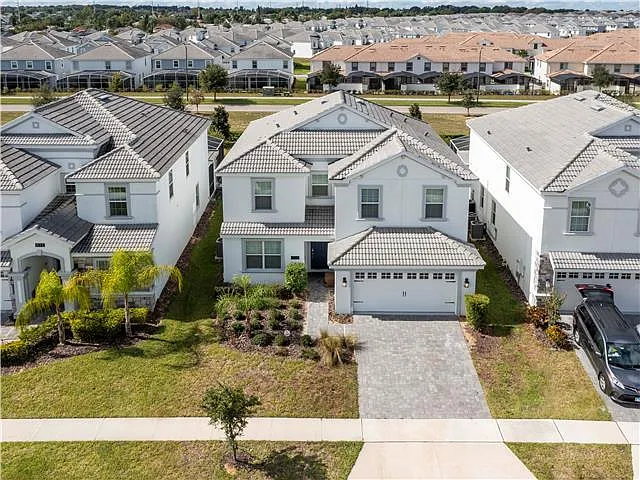 1568 Maidstone Ct — Photo 18