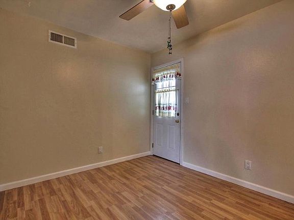 4th image of 4997 Lyng Dr