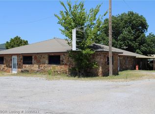 301 NE Market St, Red Oak, OK 74563