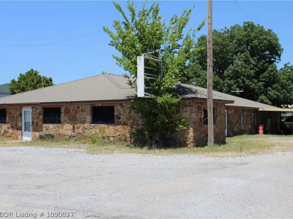301 NE Market St, Red Oak, OK 74563
