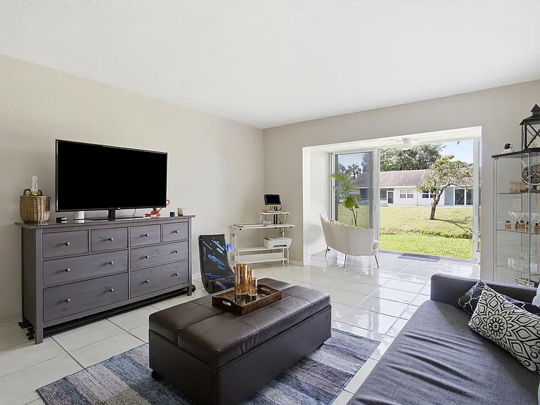 2800 Fiore Way #103 — Photo 7
