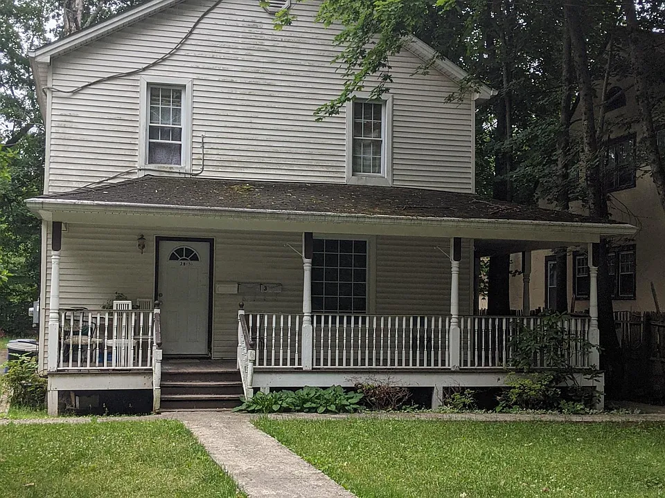 30 Bushnell Ave #1