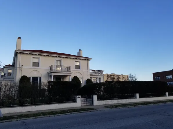106 Monroe Blvd, Long Beach, NY 11561