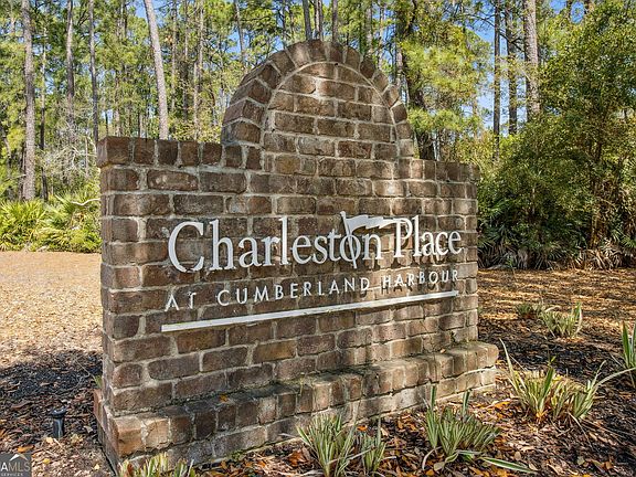 5th image of 318 Charleston Way