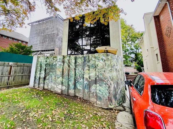 4820 Bay Pkwy, Brooklyn, NY 11230