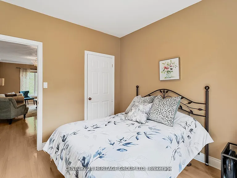 162 Goulding Ave — Photo 25