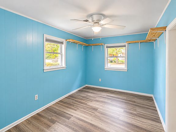 4th image of 1022 Seaside Ln