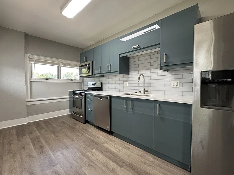 Welch 525 — Photo 1