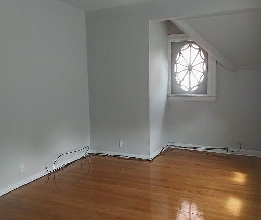 5th image of 112 Bidwell Pkwy #3