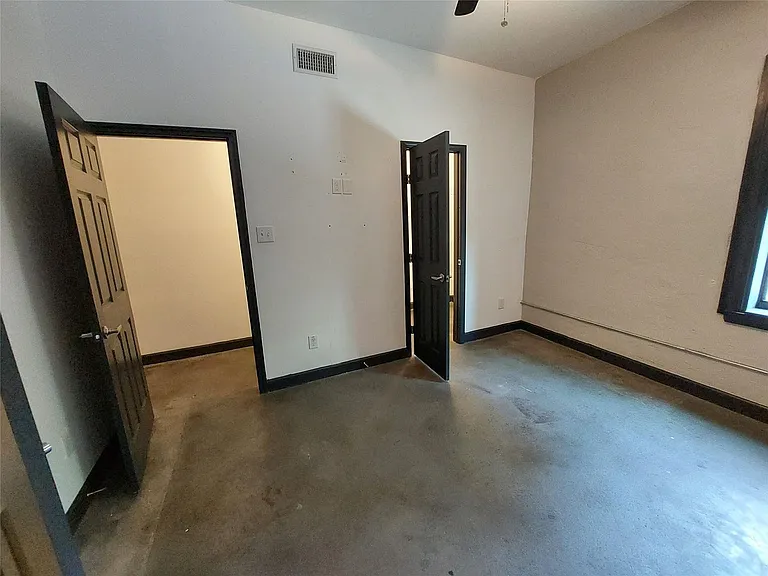 6819 Avenue C #A — Photo 15