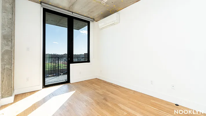 Rented by Nooklyn NYC LLC | media 19