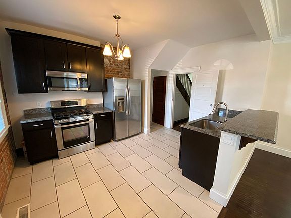 3rd image of 1475 Worthington St #1475
