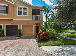 7932 Limestone Ln, Sarasota, FL 34233
