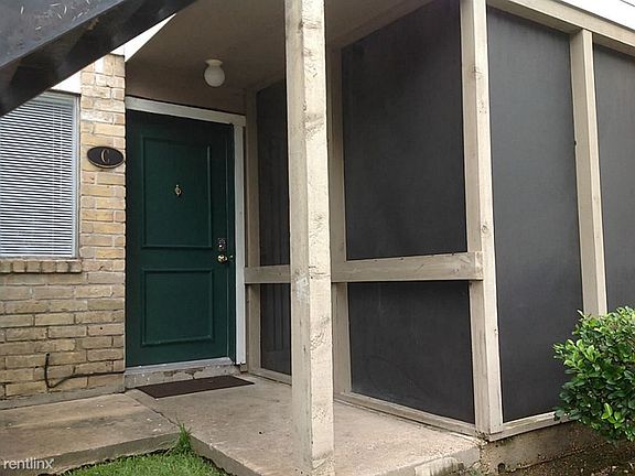 2nd image of 730 Memorial Mews St APT C