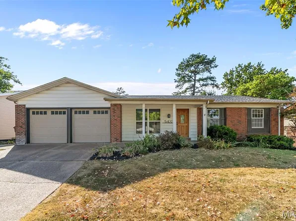 5427 Alnwick Dr, Saint Louis, MO 63129