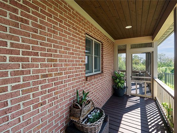 5th image of 7828 Country View Ln