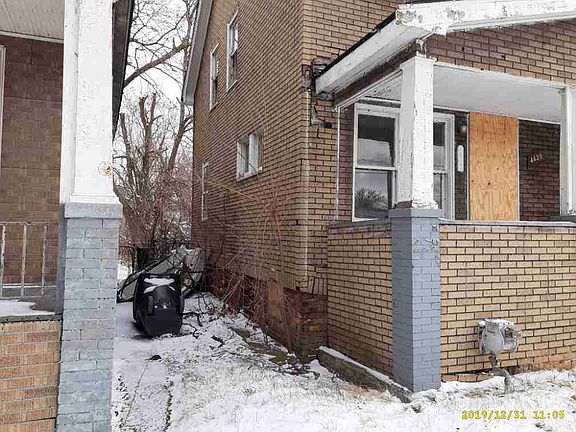4438 Hurlbut