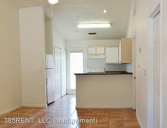 2nd image of 1411-1419 Glenda Dr