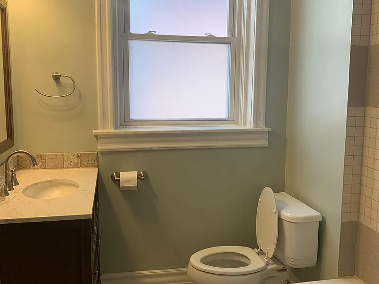 15332 Manchester Rd — Photo 10