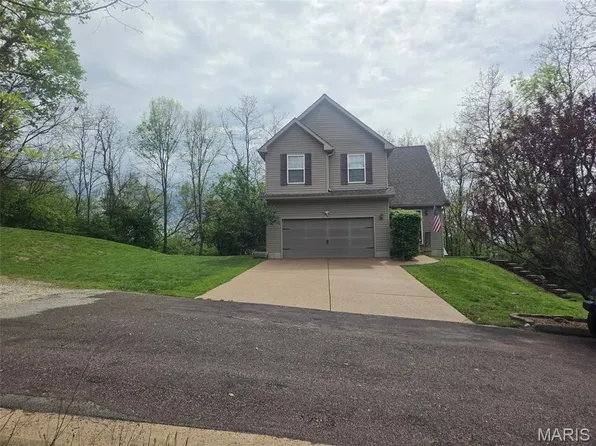 316 W Walnut St, Pacific, MO 63069