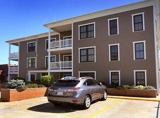 75 Main St UNIT 304, Amesbury, MA 01913