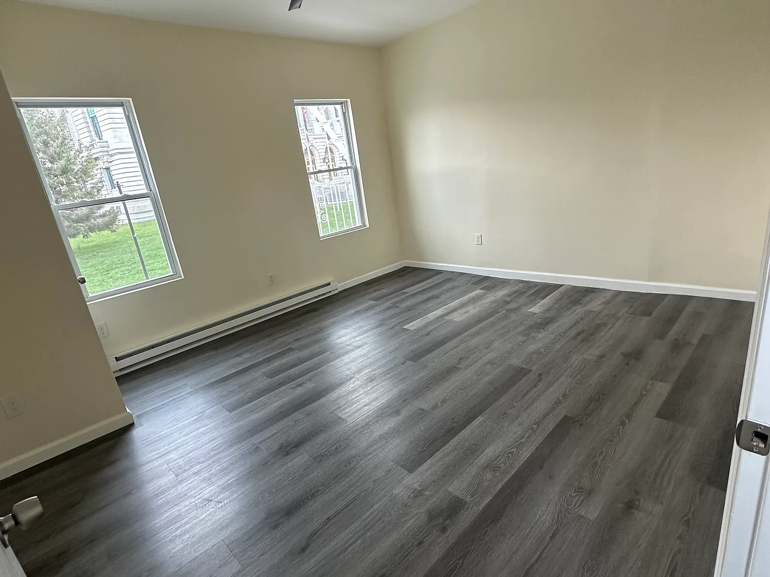 3 bed, $2,500 — Photo 3