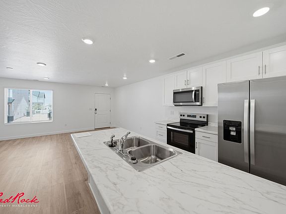 4th image of 2775 E Rushpink Ln