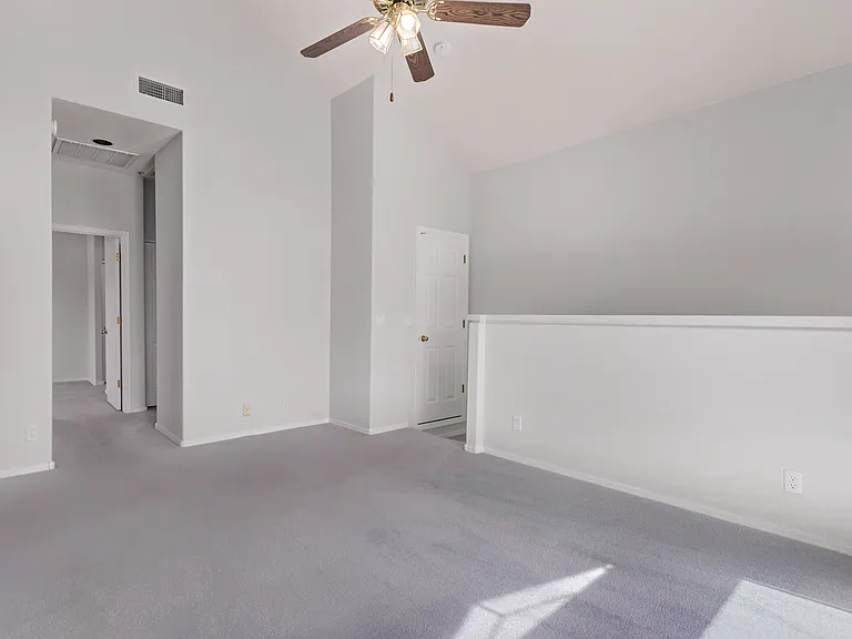 1633 E Lakeside Dr #143 — Photo 14