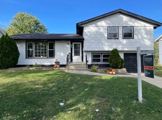 3316 Birchwood Dr, Hazel Crest, IL 60429