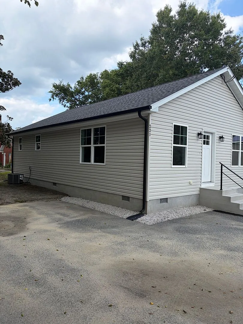 Welcome to 221 Strawberry Alley in Georgetown, DE! — Photo 2