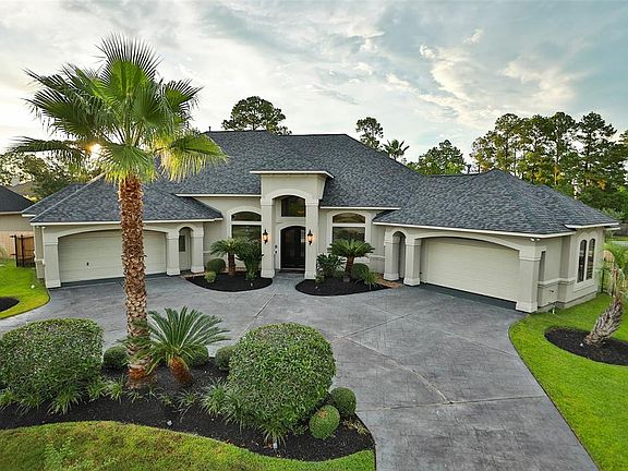 CUL DE SAC STREET - The home is located in a gated section of Windrose and on a very quiet cul de sac where you can escape to a world of tranquility and seclusion. This impeccably designed 4,680 sq ft home is framed with professional landscaping and 