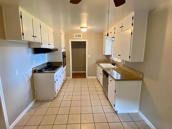 2nd image of 5295 N Callisch Ave