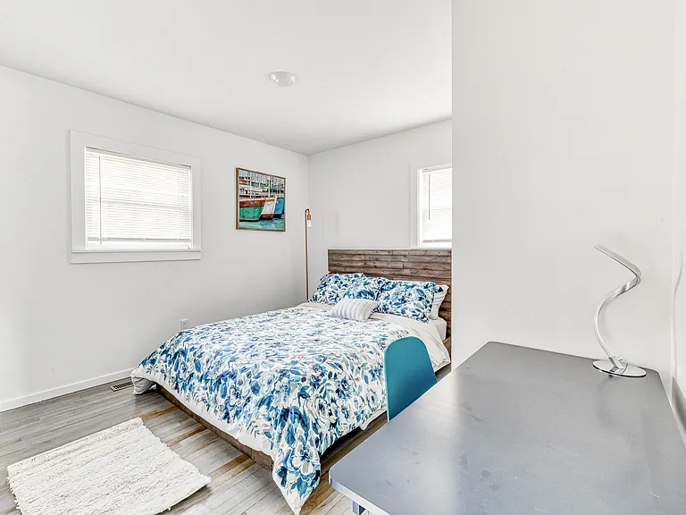 36 Crystal Dr — Photo 13