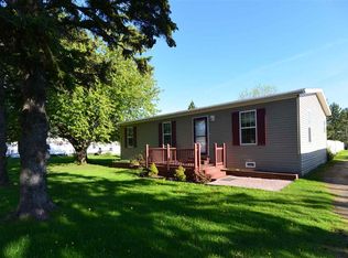 1914 E 27th St, Hibbing, MN 55746