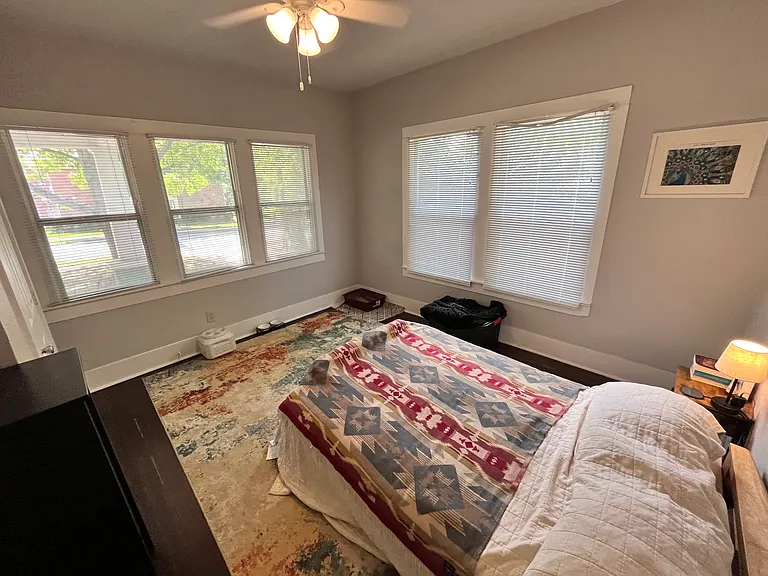 219 Bryan St — Photo 11