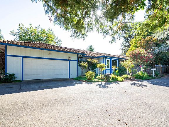 3rd image of 129 Veronda Ave