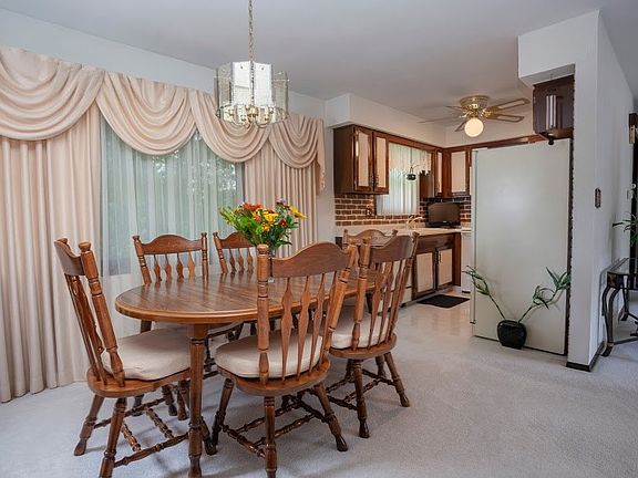 5th image of 3017 Bavarian Ln