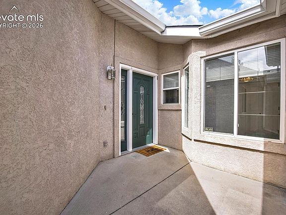 3rd image of 972 Tabor Pl