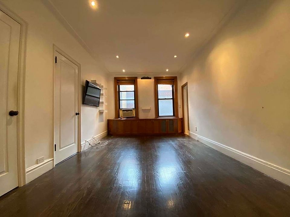 1st image of 253 W 16th St #2D7