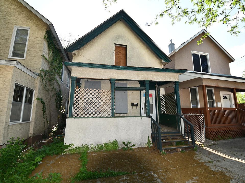1st image of 711 Bedford St