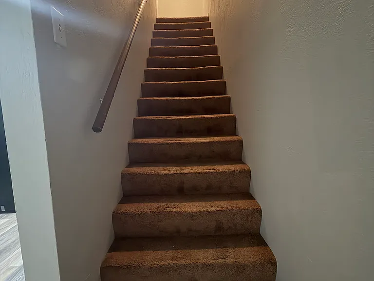 2104 E Empire St #5 — Photo 4